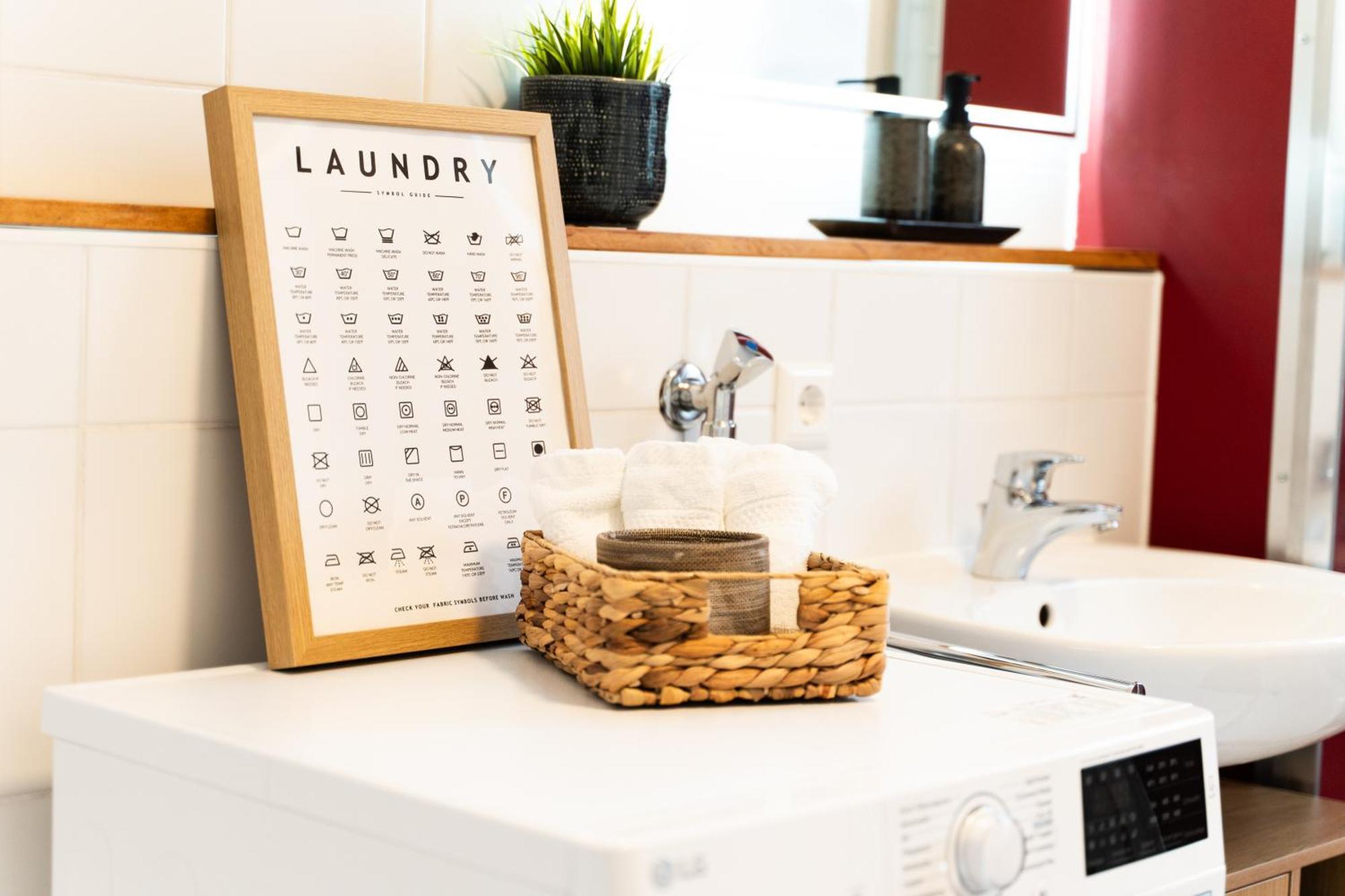 Lubu Stay Central, Cozy, With Workspace And Parking ルートヴィヒスブルク エクステリア 写真
