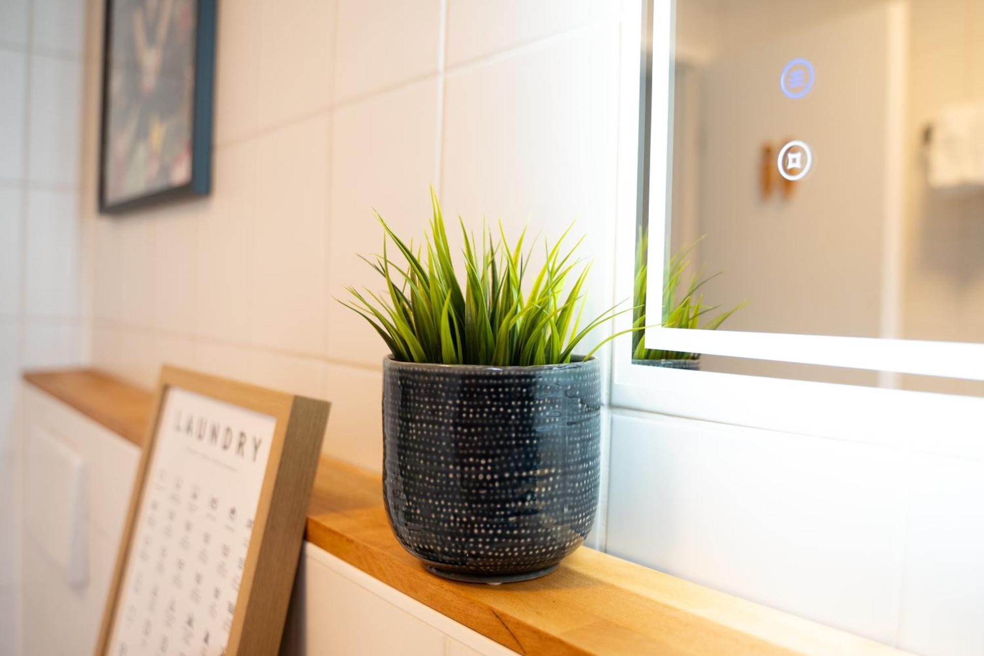 Lubu Stay Central, Cozy, With Workspace And Parking ルートヴィヒスブルク エクステリア 写真